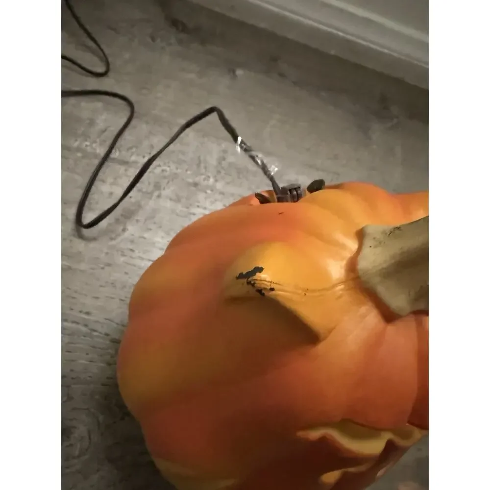 RARE 9.5” Halloween Plastic Blow Mold Owl Jack 'O Lantern - Tested & WORKS